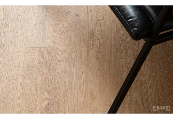 Кварц-винил Дуб Гранада (1227*232*2,5 мм) — купить в Ярославле