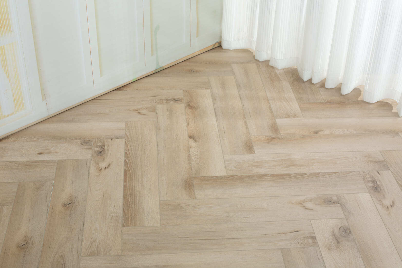 Плитка SPC "OneFloor" 3009 А,В  ЁЛКА (640*128*4 мм) — купить в Ярославле