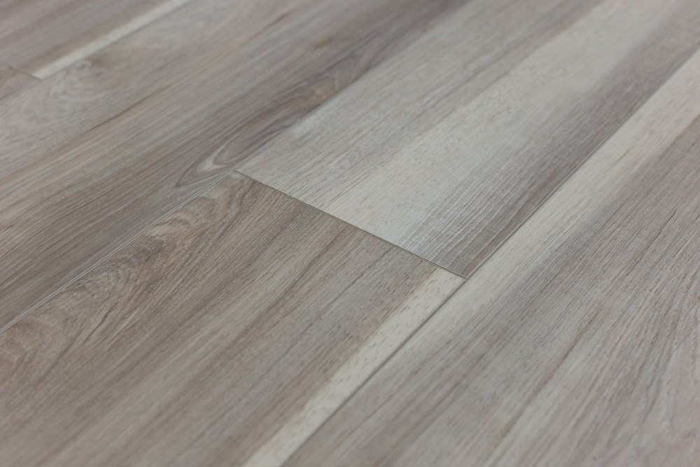 Замковая ПВХ плитка "Art Tile" Тис Юге (1220*152*5 мм) — купить в Ярославле