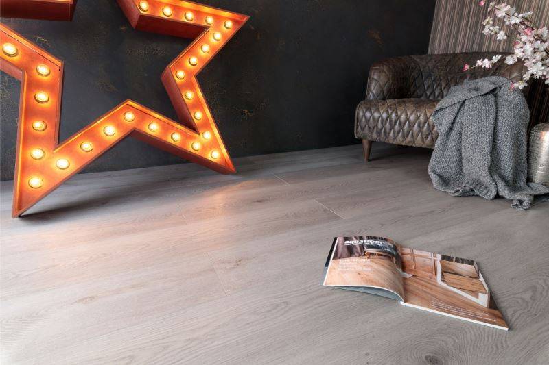 Замковая ПВХ плитка "Aquafloor" AF8022XXL (1800*228*8 мм) — купить в Ярославле