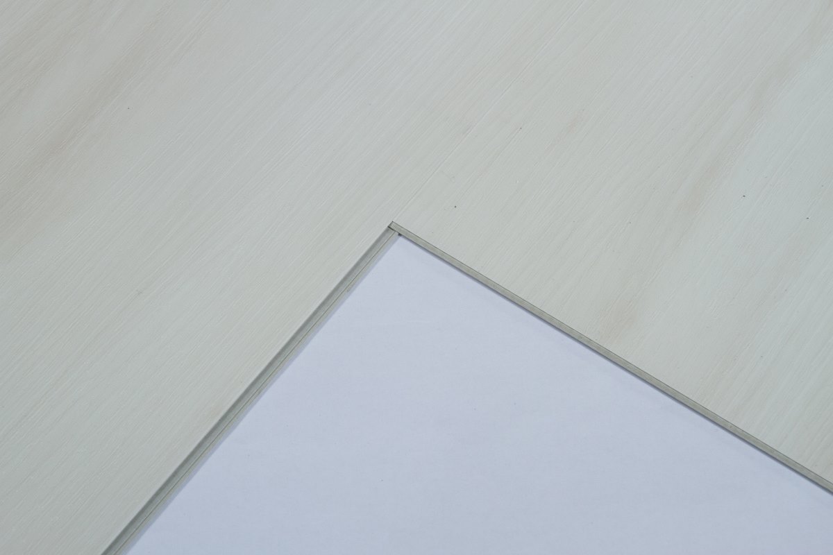 SPC ламинат "OneFloor" ЕСО 8055 (1220*184*4 мм) — купить в Ярославле