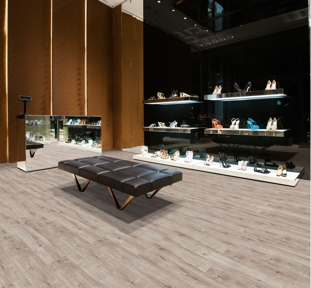 SPC ламинат "Royce" Sense Дуб Кааба 705 (1200*180*4 мм) — купить в Ярославле