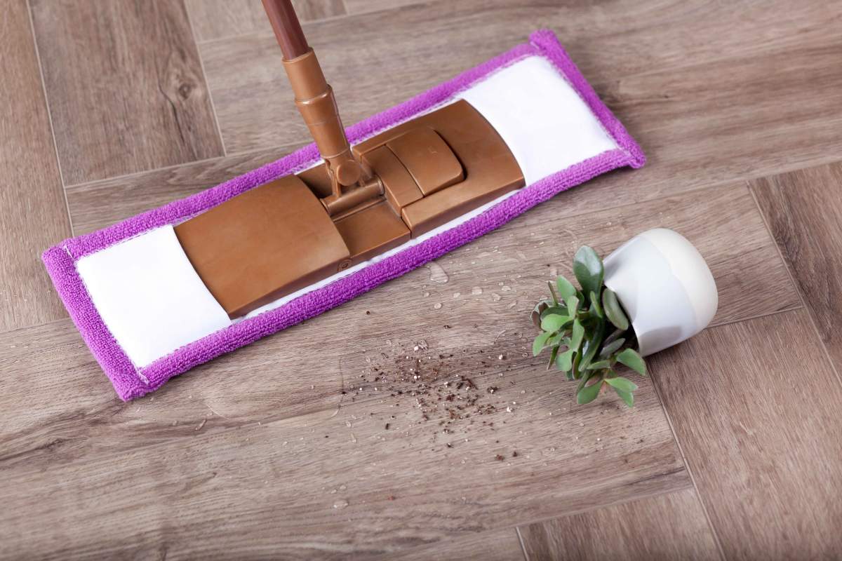 Замковая ПВХ плитка "Aberhof" Carmelita 1862 (615*123*5 мм) — купить в Ярославле