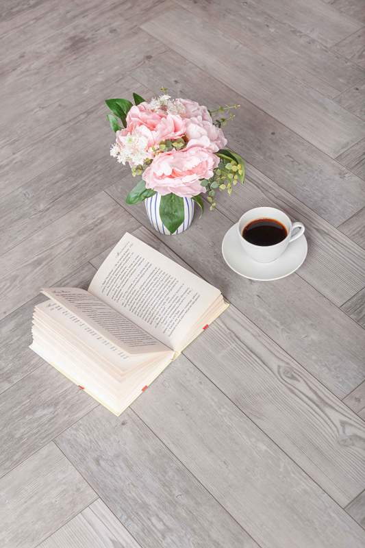 Замковая ПВХ плитка "Aberhof" Carmelita 1687 (615*123*5 мм) — купить в Ярославле